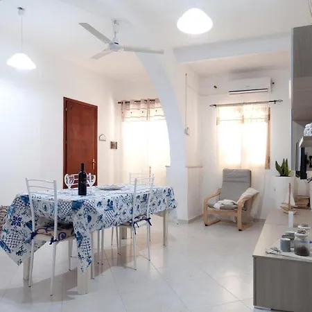 Confortevole Appartamentino * Кастелламмаре-дель-Голфо